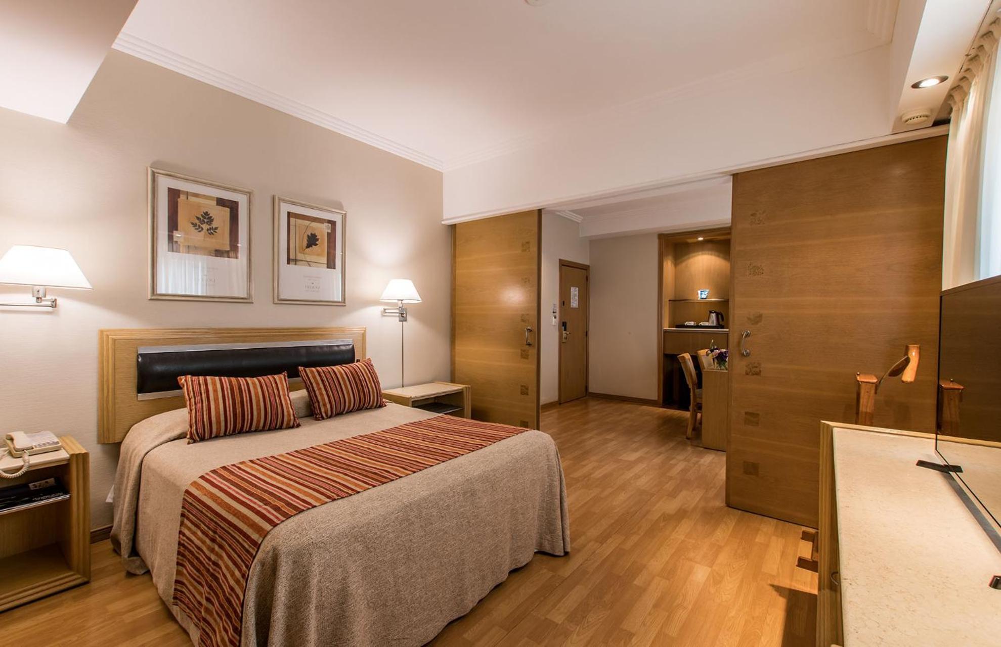 Hotel Solans Riviera 4*