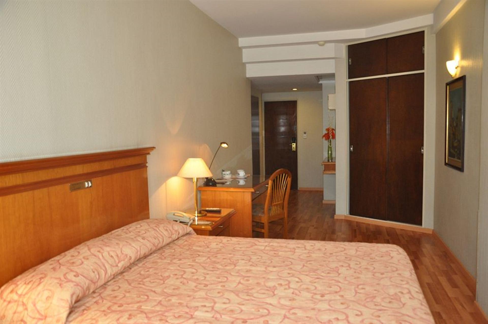 Solans Riviera Hotel 4*