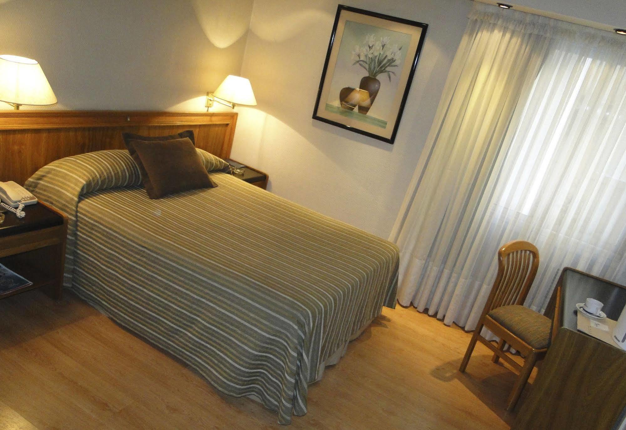 Solans Riviera Hotel 4*