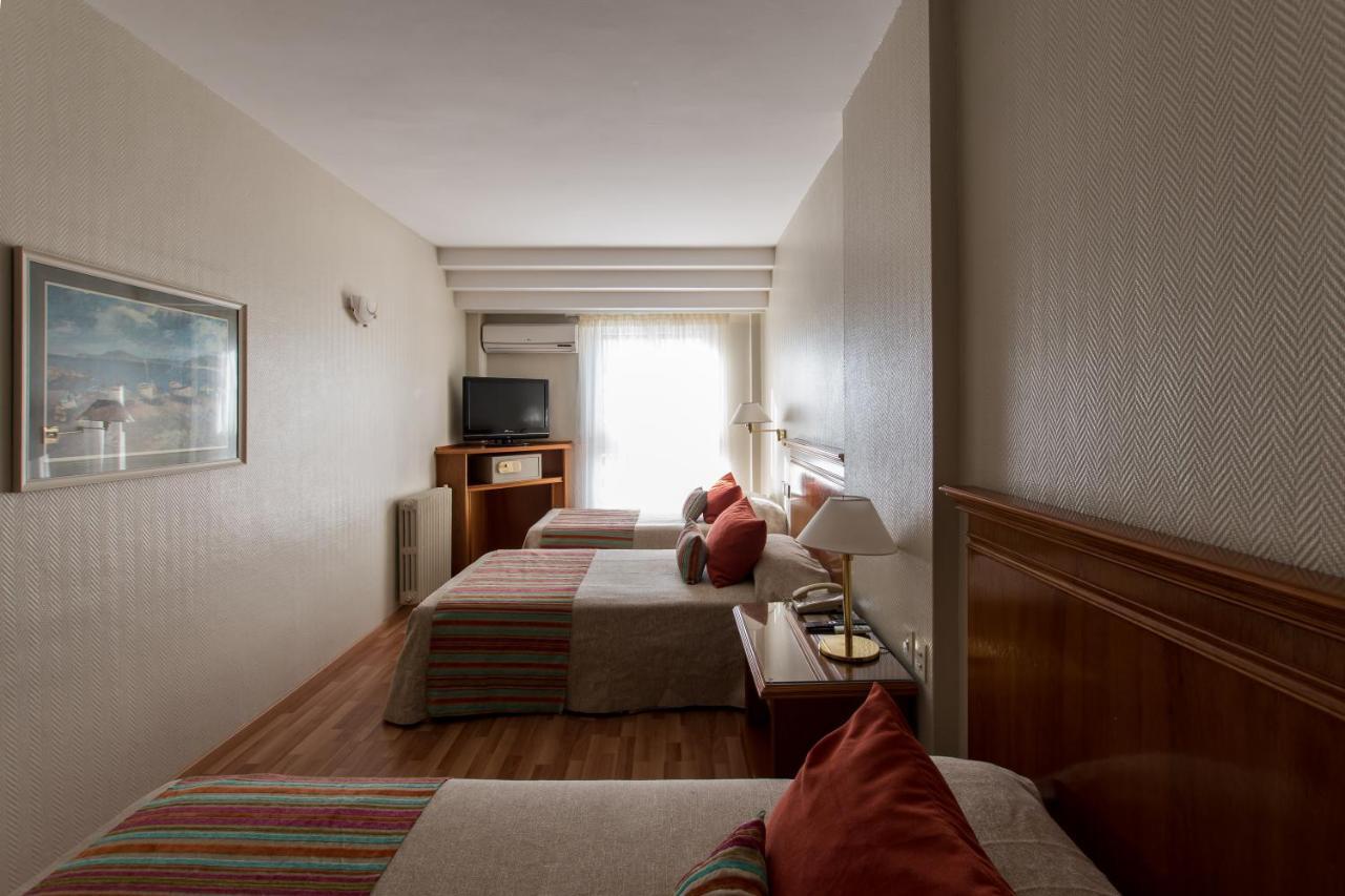 Solans Riviera Rosario